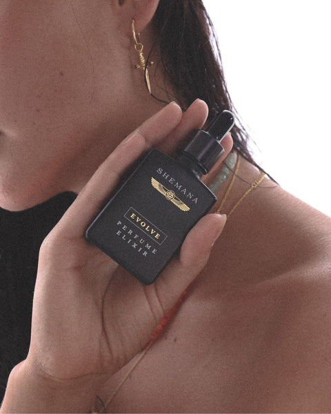 The Sacred Alchemy of Perfume - Pause Journal