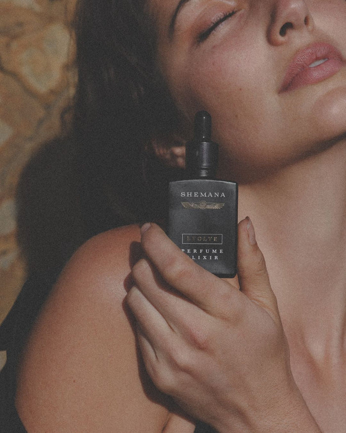 Shemana Perfume Elixirs – natural perfume infused with crystal energy